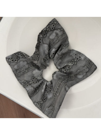 Gifty - Soft Scrunchie Hair Tie