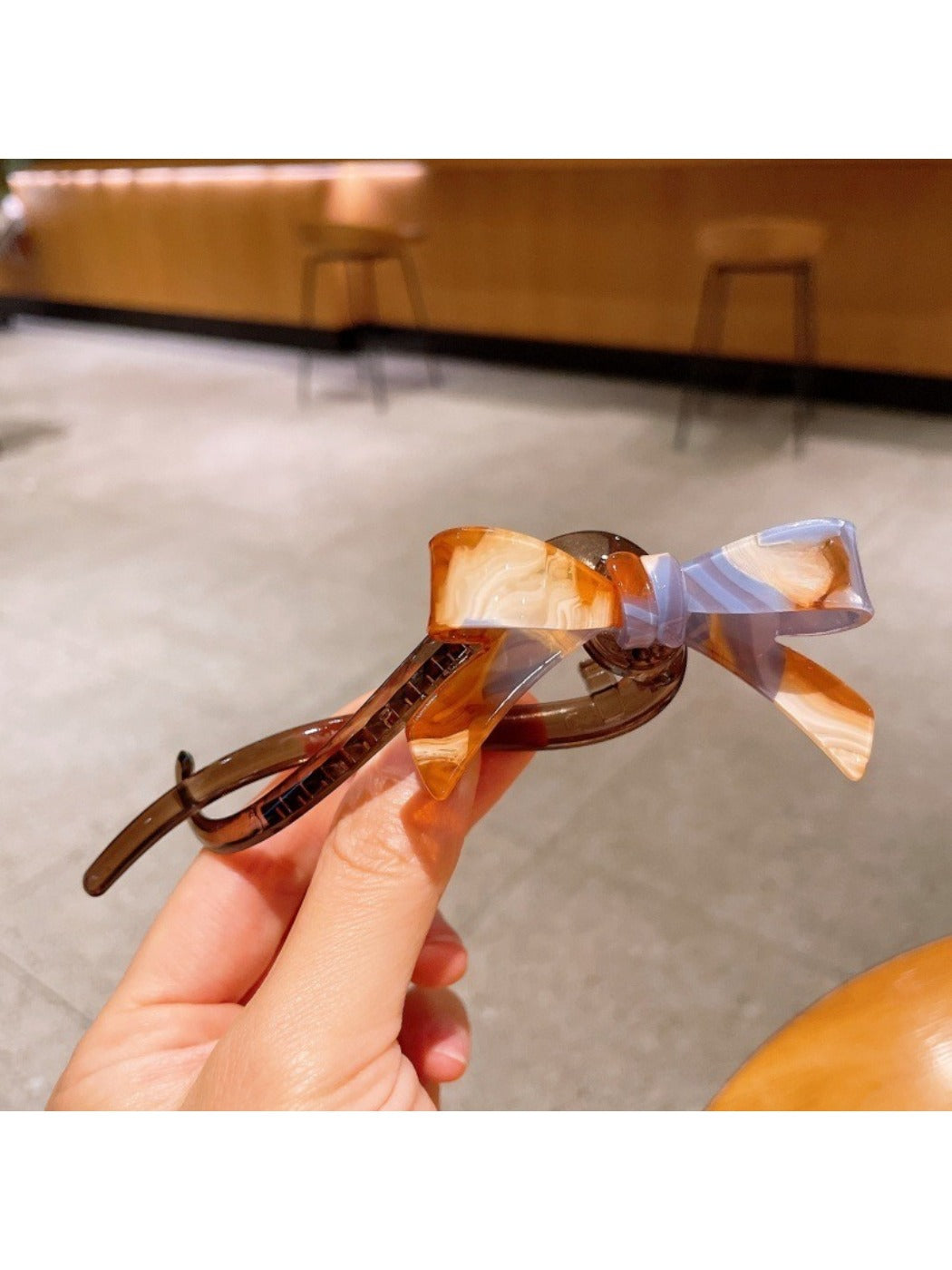 Beau - Vintage Bow Shaped Hair Claw Clip