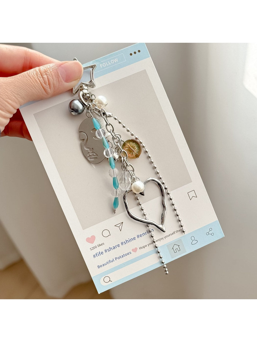 Keypus - Alloy Abstract Line Face Keychain Keychain