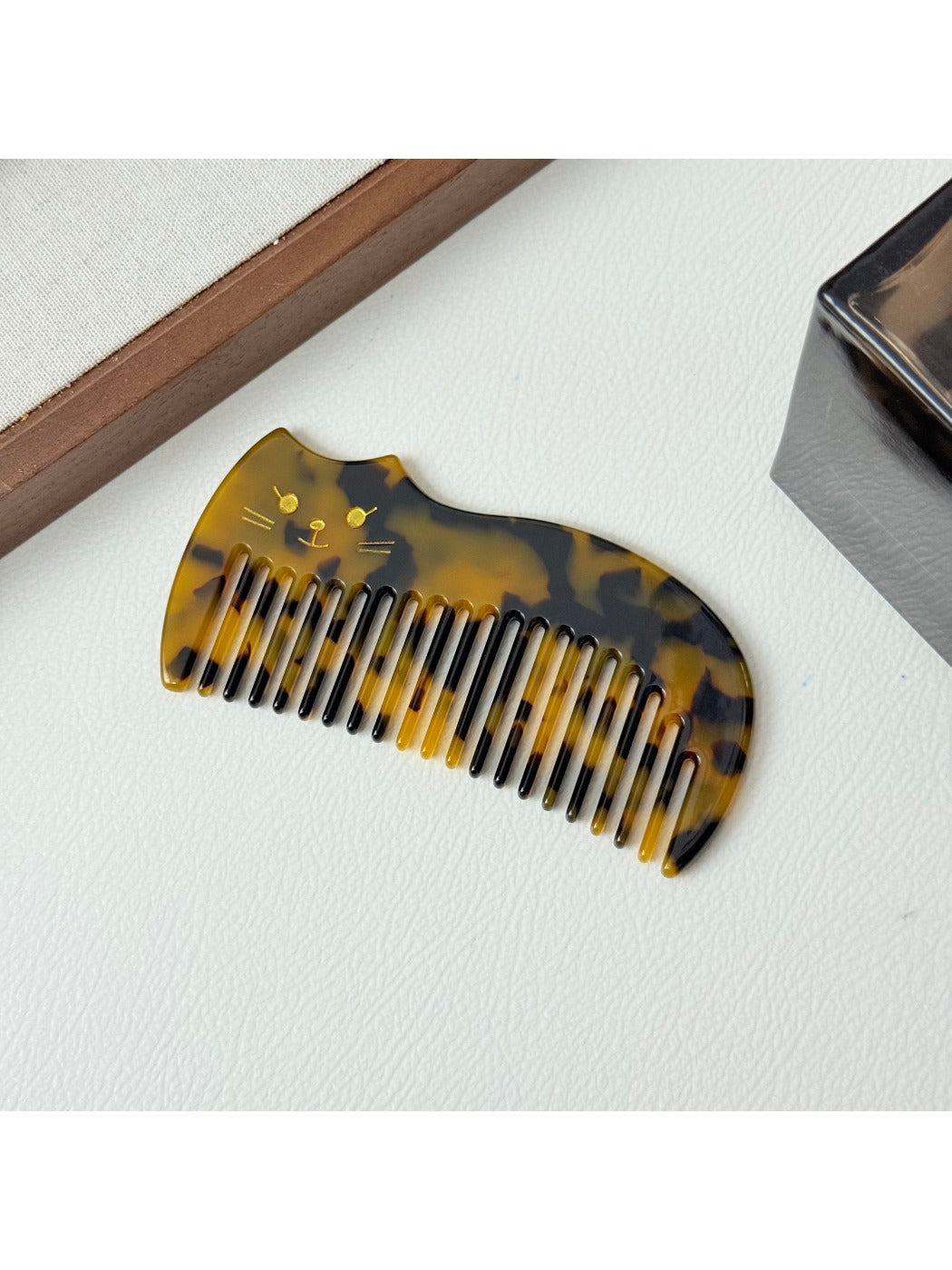 Camerow - Cute Cartoon Cat Comb