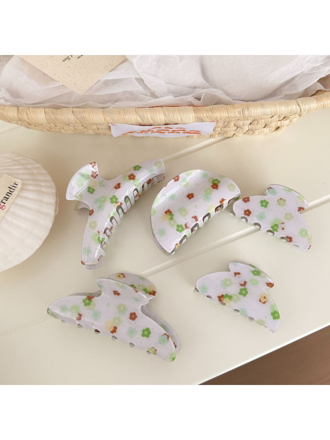 Beau - Floral Print Glossy Acetate Claw Clip