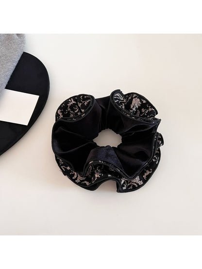 Gifty - Velvet Floral Four Layer Scrunchie