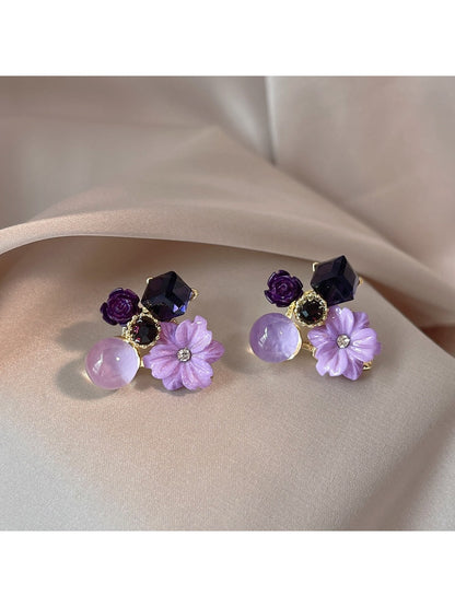 Earedge - Elegant Purple Flower Stud Earrings