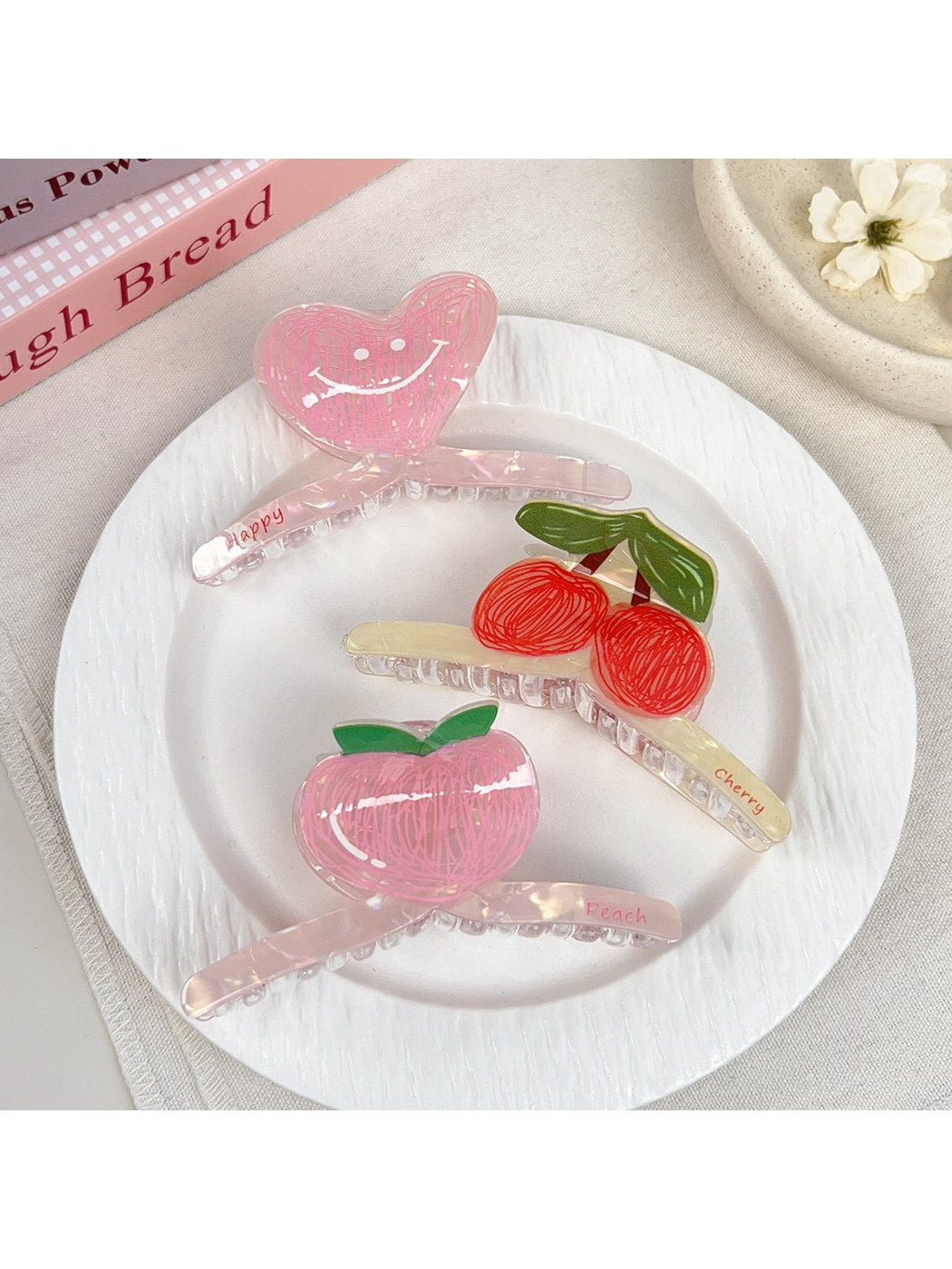 Beau - Cute Acrylic Floral Smiley Face Claw Clip
