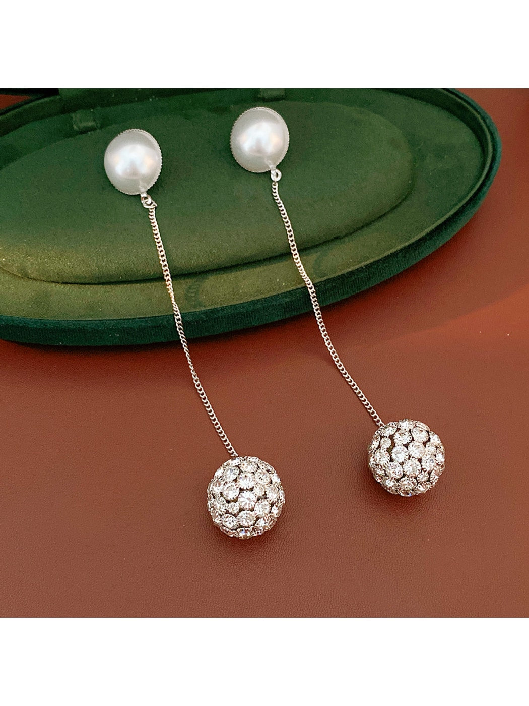 Earedge - Bead Accent Round Chain Drop Fashion Stud Earrings