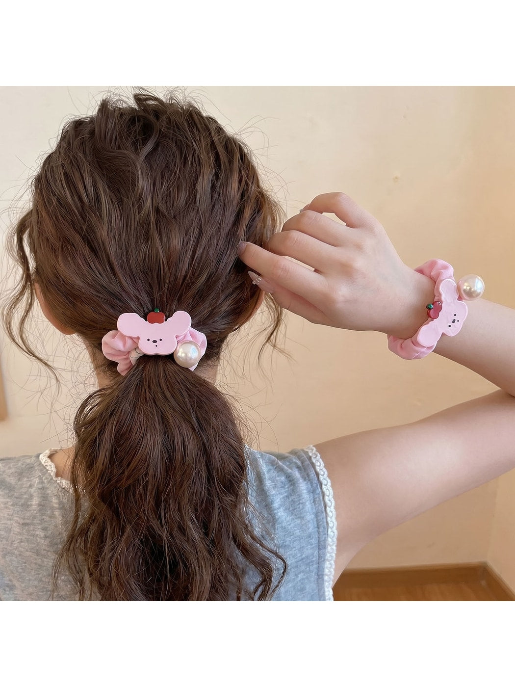 Gifty - Cute Dog Bead Detail Elastic Scrunchie