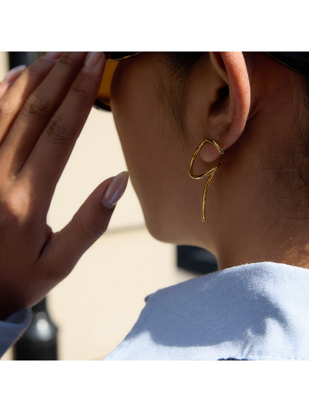 Earedge - Wrapped Organic Line Earrings