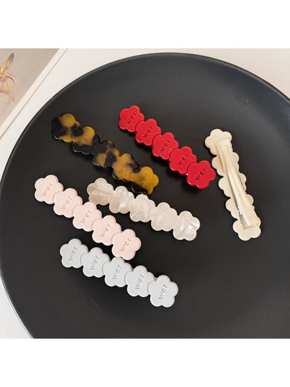 Beau - Simple Cute Flower Shaped Hair Clip