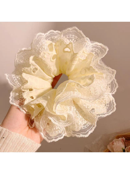Gifty - Cute Fresh Lace Scrunchie