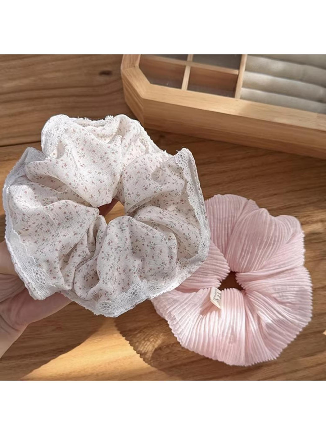 Gifty - Oversized Pleated High Stretch Scrunchie