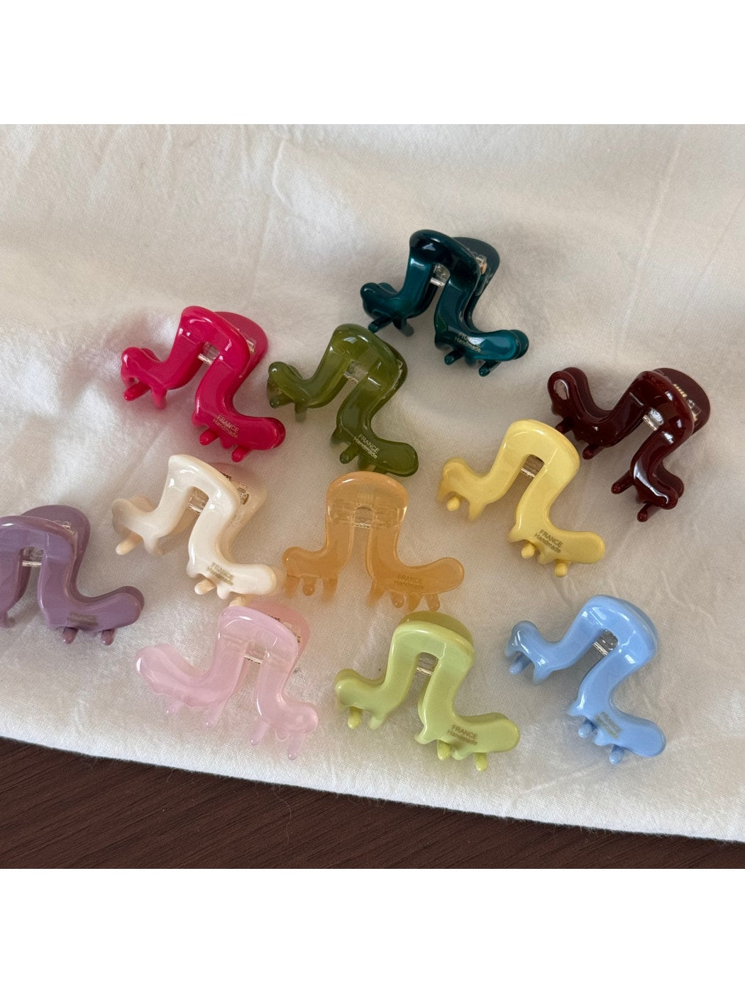 Beau - Sweet Style Irregular Finish Hair Claw Clip