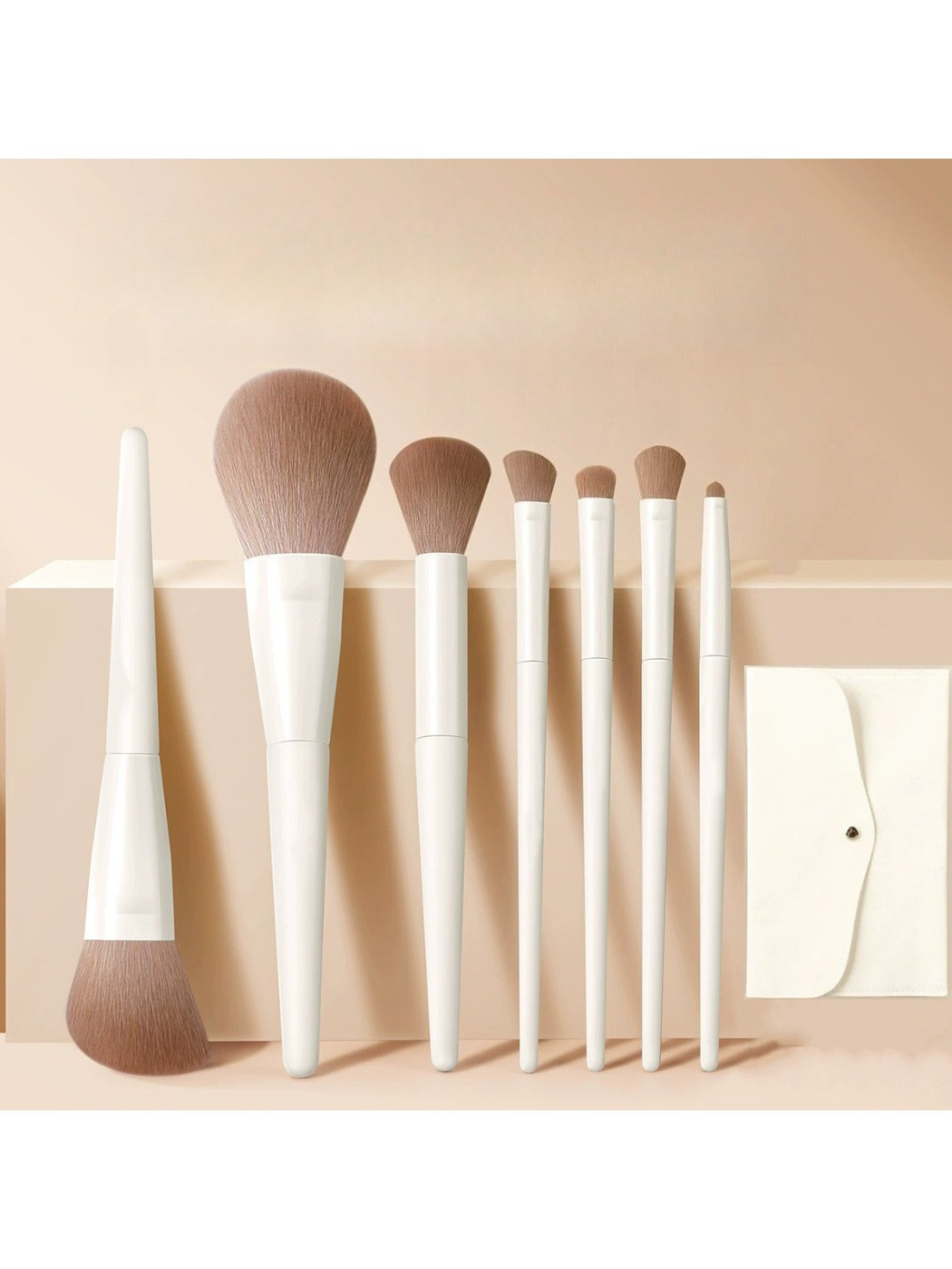Smoosh - Cloud Porcelain Eyeshadow Brush