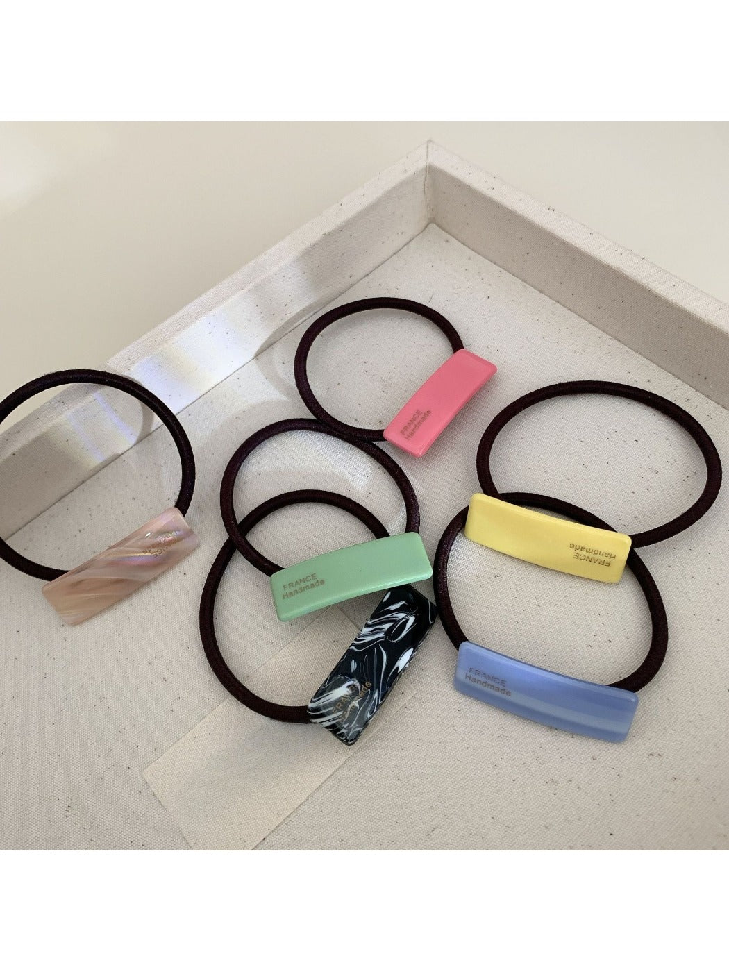 Gifty - Simple Rectangular Acetate Hair Tie