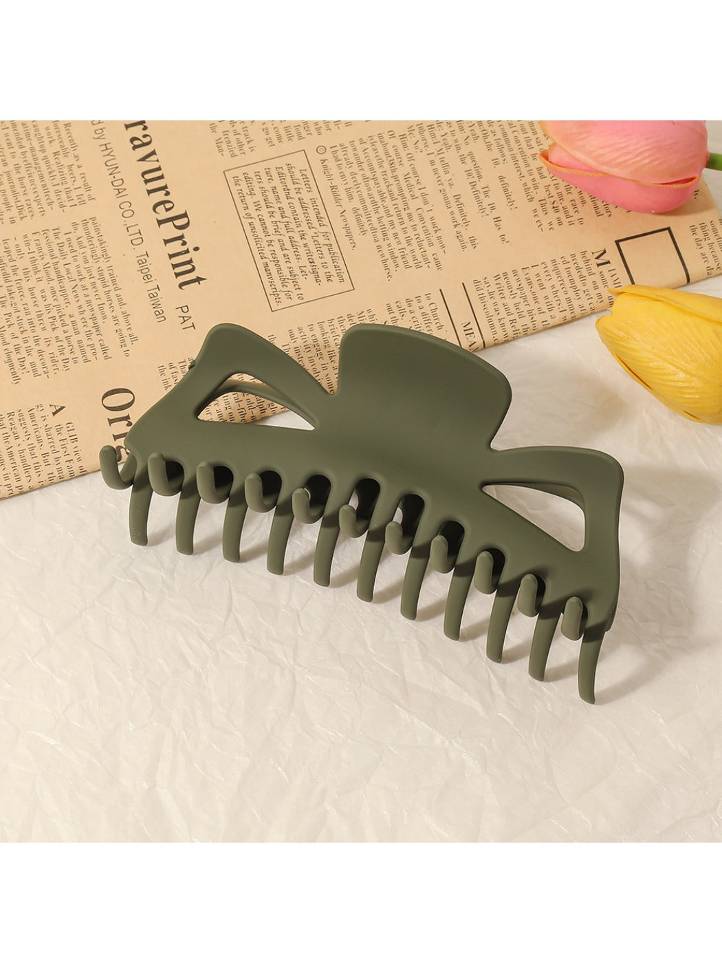 Beau - Simple Bow Design Claw Clip