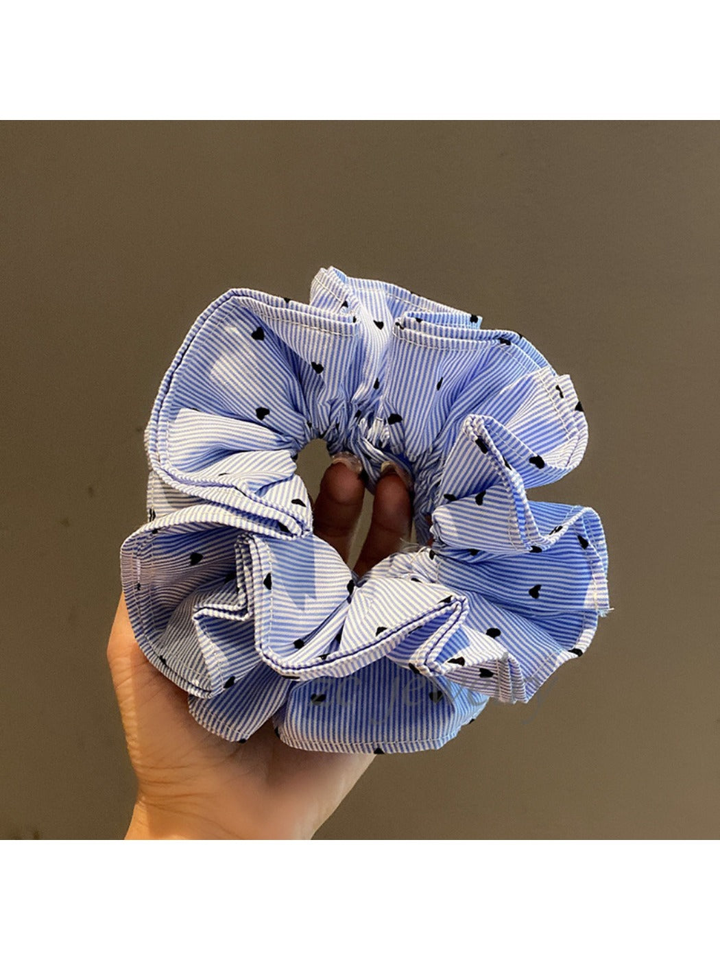 Gifty - Blue Striped Pleated Hair Loop