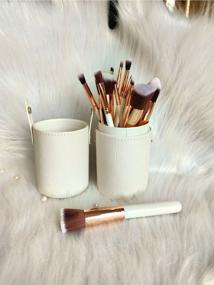 Smoosh - 14 Makeup Brush Set in Bucket