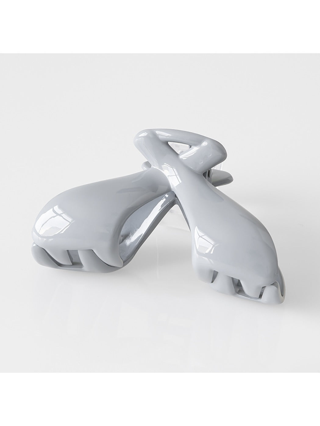 Beau - Solid Color Large Crossed Design Claw Clip