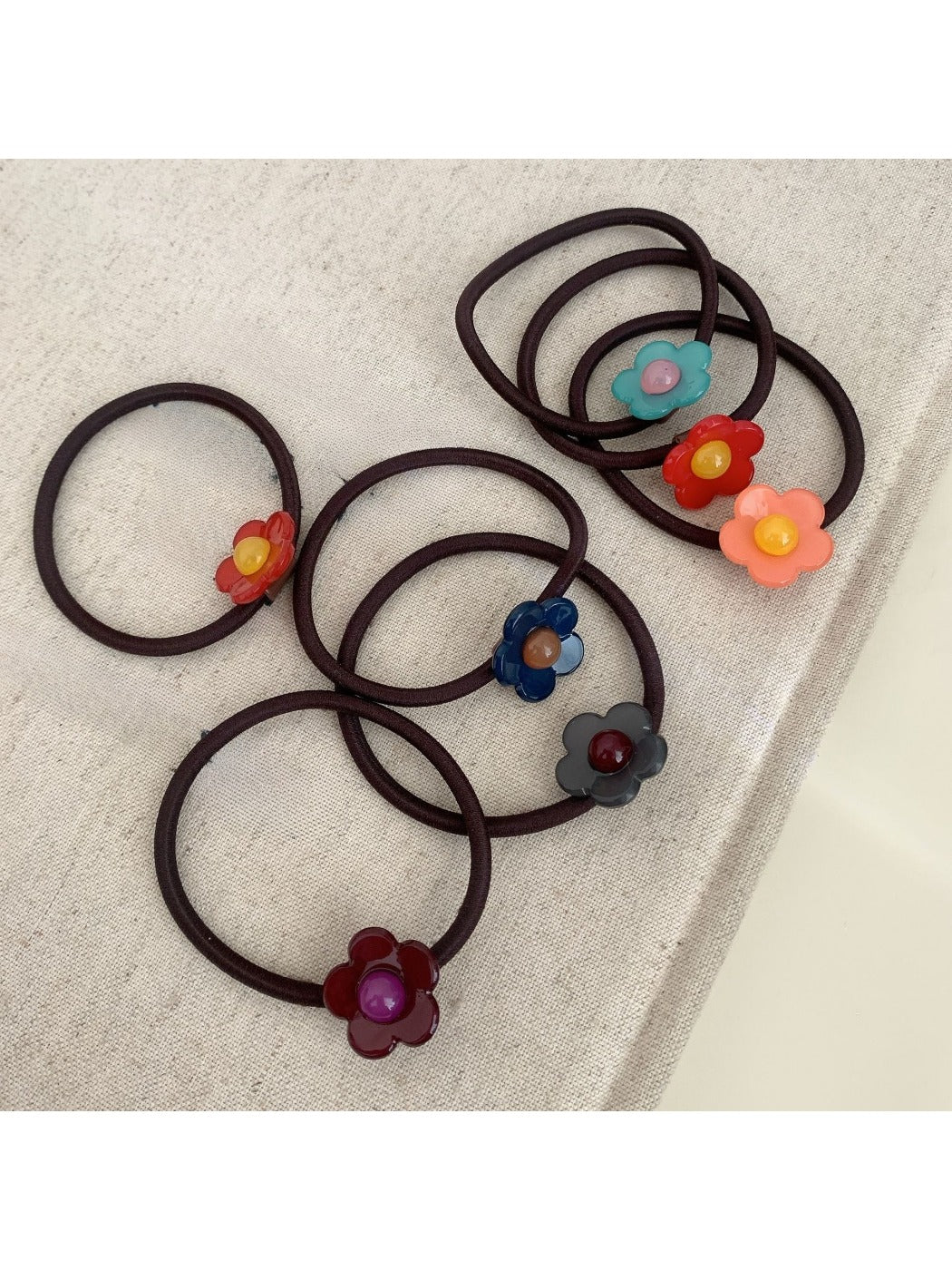 Gifty - Cute Flower Hair Tie