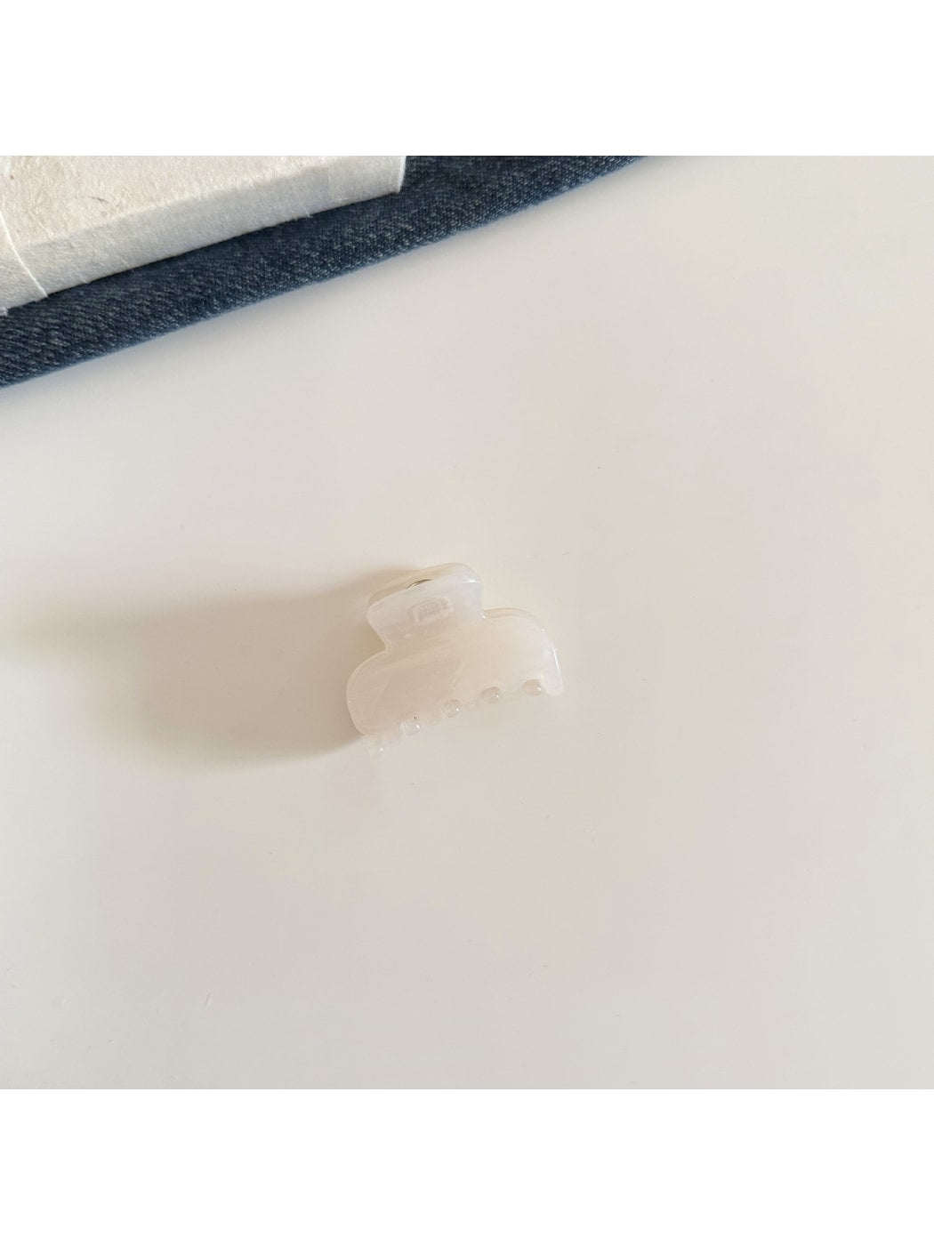 Beau - Glossy PC Alloy Half Up Styling Claw Clip