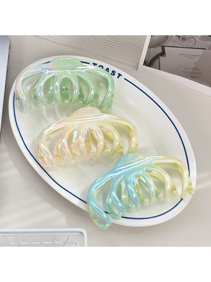 Beau - Cute Gradient Crescent Shaped Claw Clip