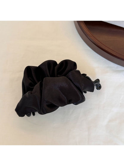 Beau - Polyester Blend Pleated Banana Clip