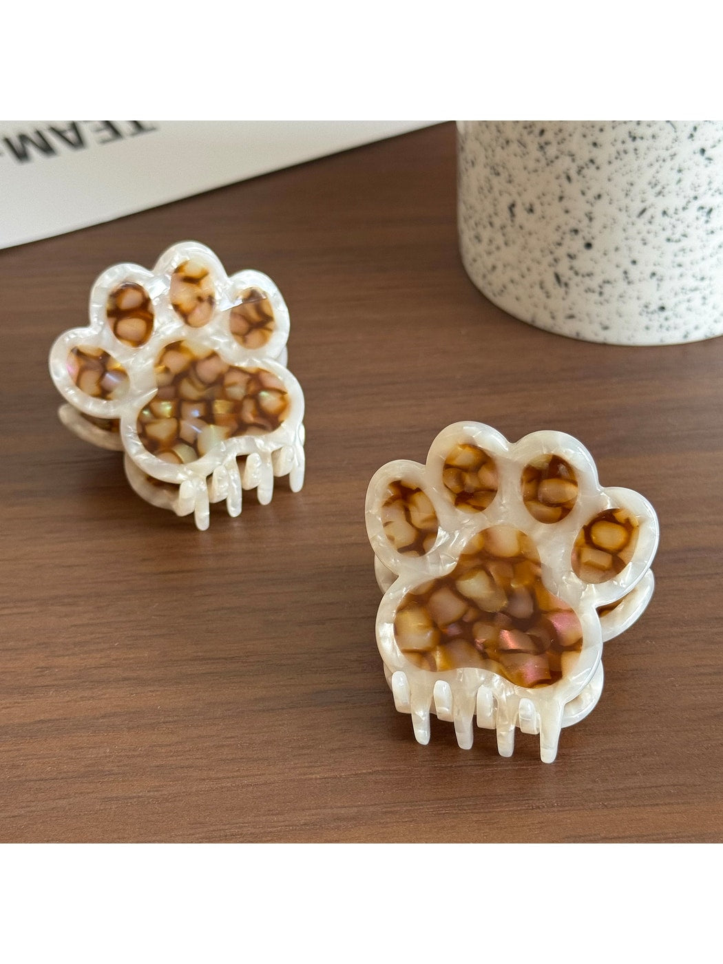 Beau - Acetate Cat Paw Pattern Hair Claw Clip