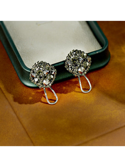 Earedge - Versatile Openwork Quadrilateral Earrings