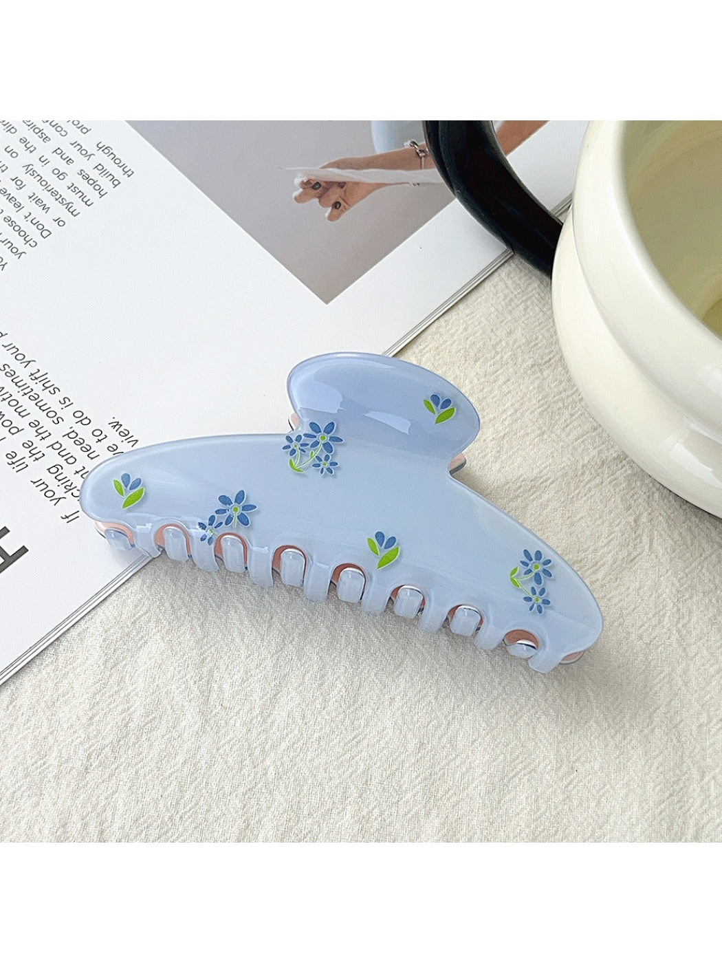 Beau - Oversized Floral Hair Clips for Women