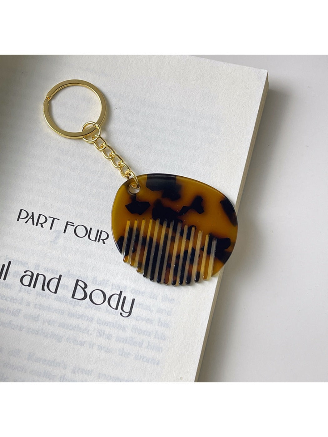 Keypus - Heart Shaped Mirror Comb Keychain