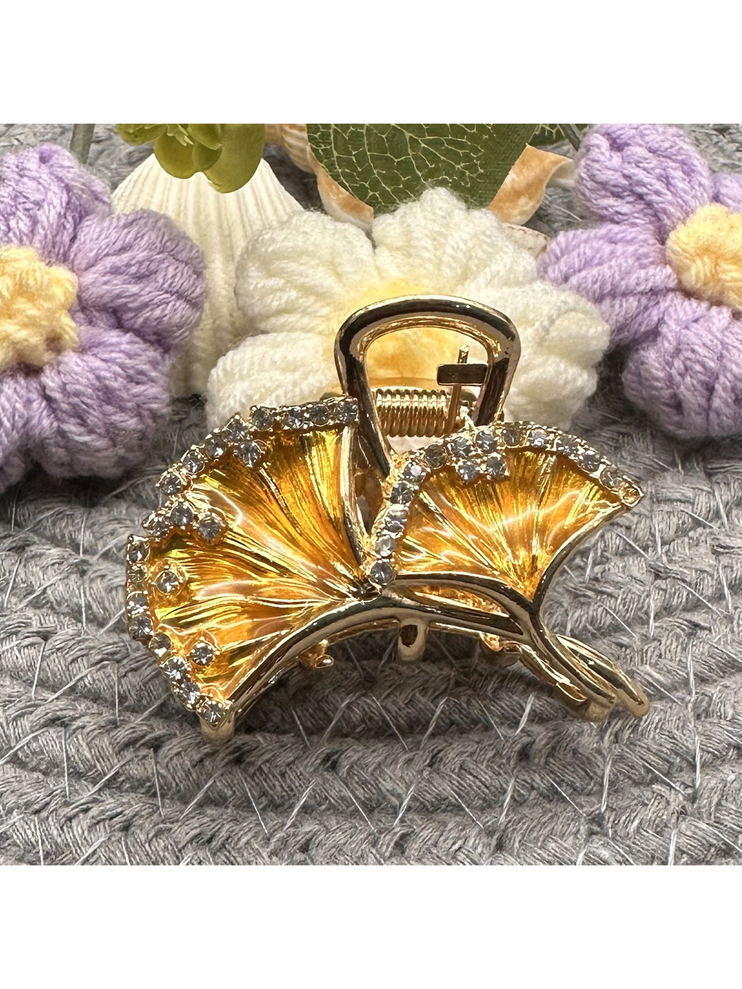 Beau - Floral Leaf Accent Alloy Claw Hair Clip