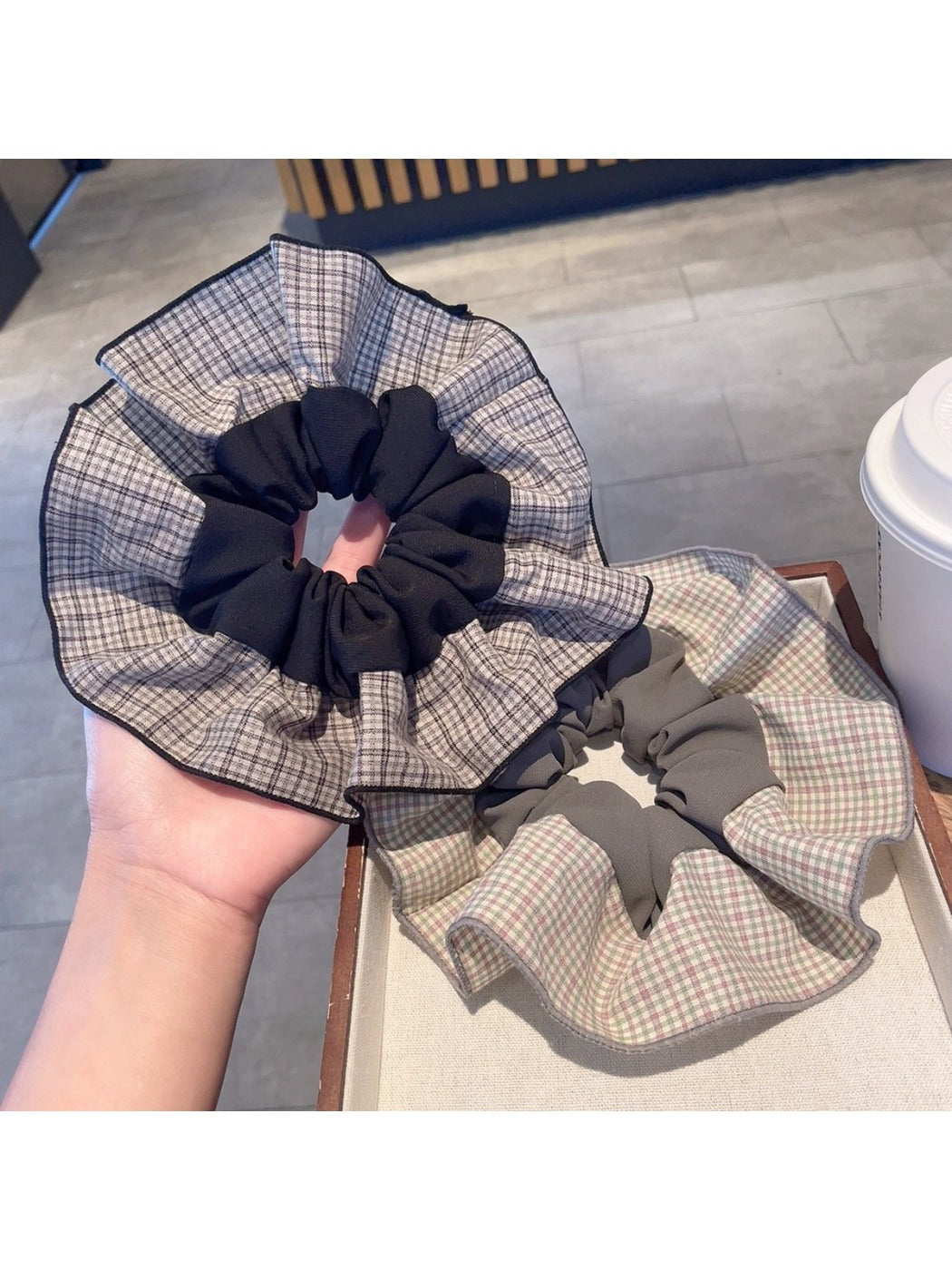 Gifty - Gingham Ruffled Voluminous Scrunchie