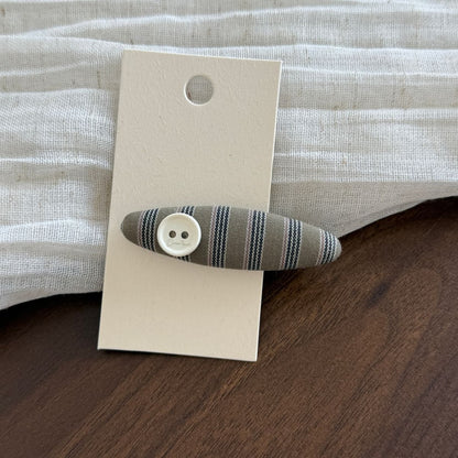 Beau - Oval Plaid Fabric Covered Side Hair Clip