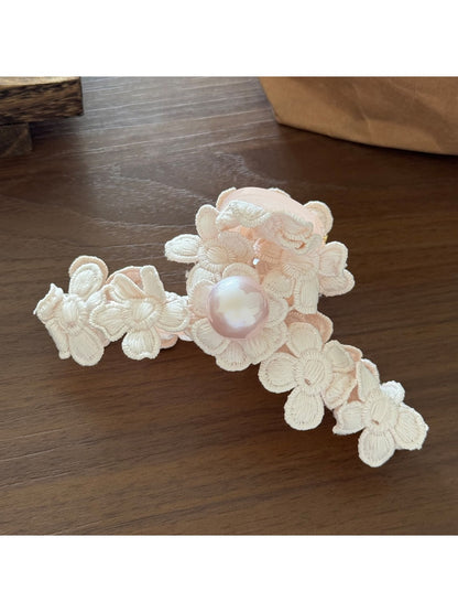 Beau - Floral Sweet Style Claw Clip