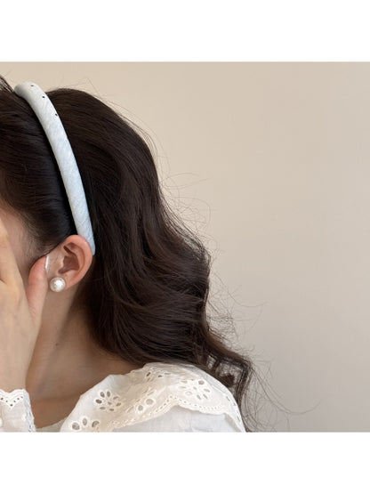 Gifty - Rounded Polka Dot Polyester Fashion Scrunchie