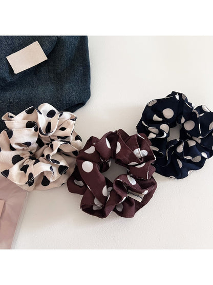 Gifty - Vintage Polka Dots Scrunchie