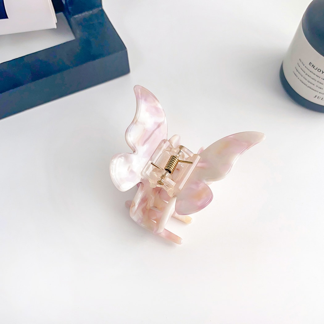 Beau - Simple Butterfly Shaped Claw Clip