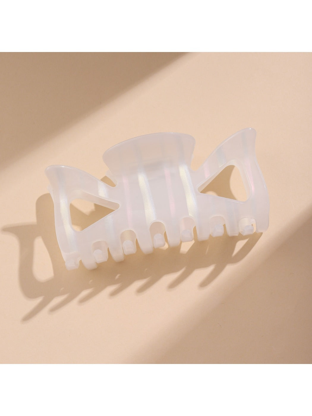 Beau - Elegant Cut Out Bow Design Claw Clip