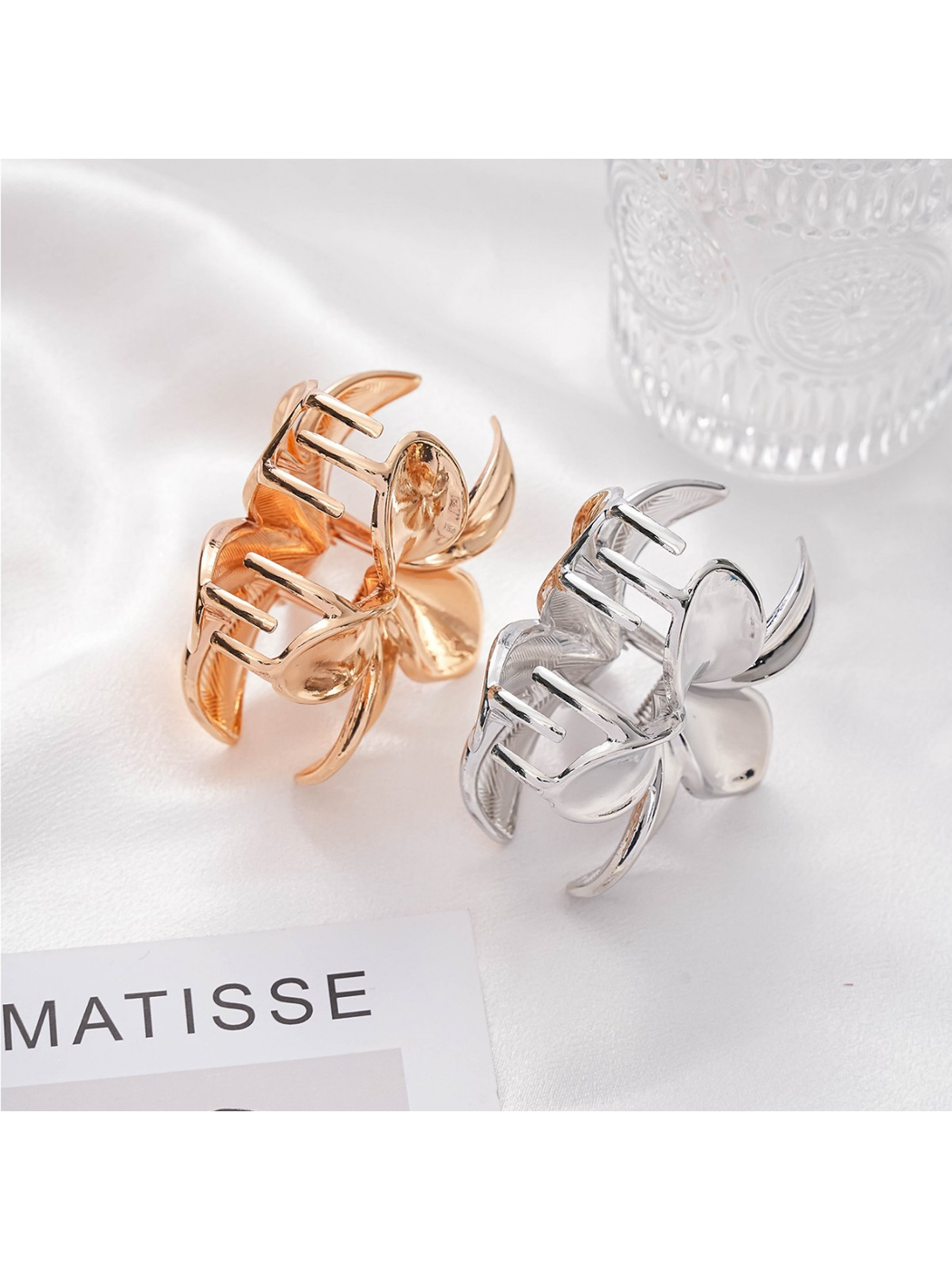 Beau - Sweet Flower Accent Zinc Alloy Hair Clip