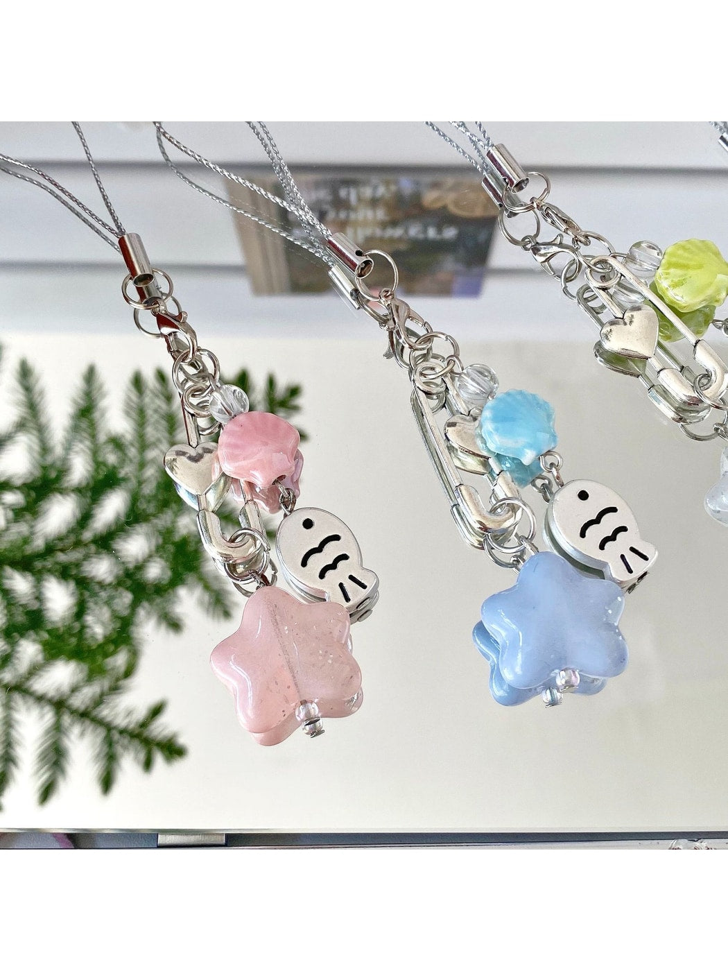 Keypus - Alloy Accent Star Fish Bag Charm Keychain