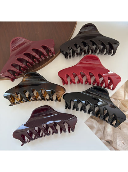 Beau - Minimalist Keel Shaped Hair Claw Clip
