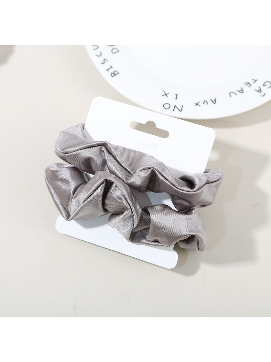Gifty - Solid Color Ruffled Hair Ties Set