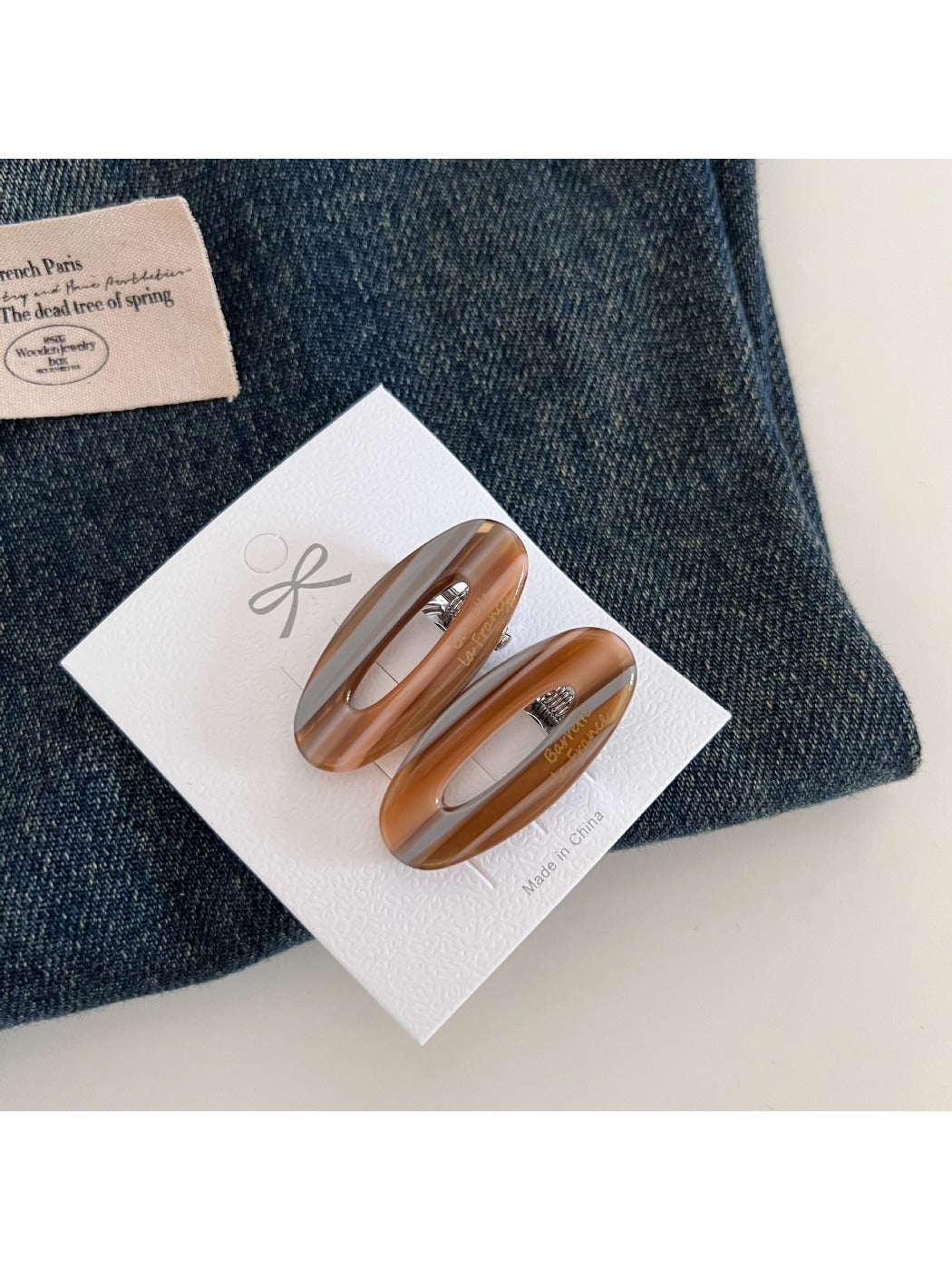 Beau - Dainty Openwork Oval Hair Clip