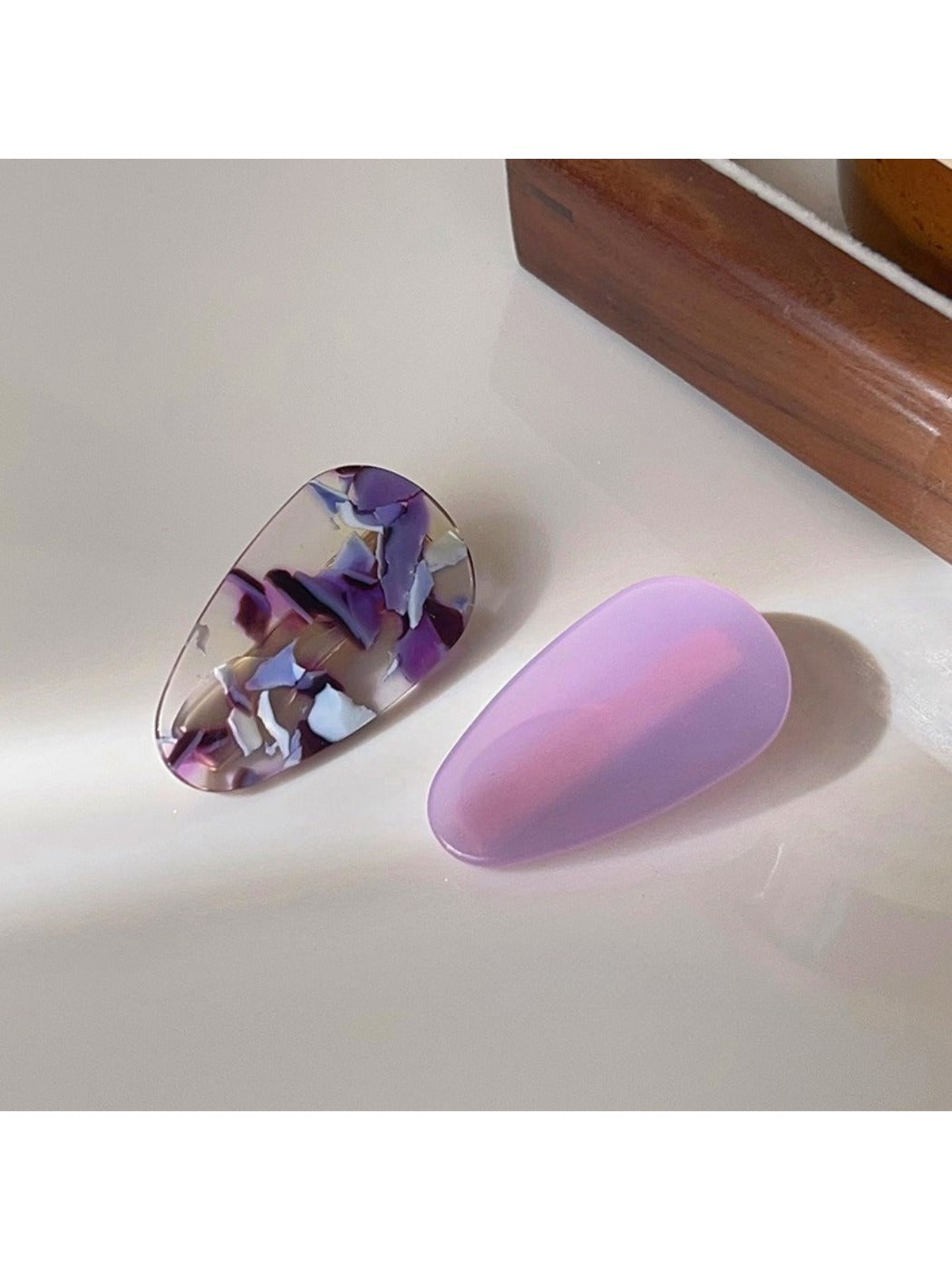 Beau - Cute Oval Shaped Hair Clip