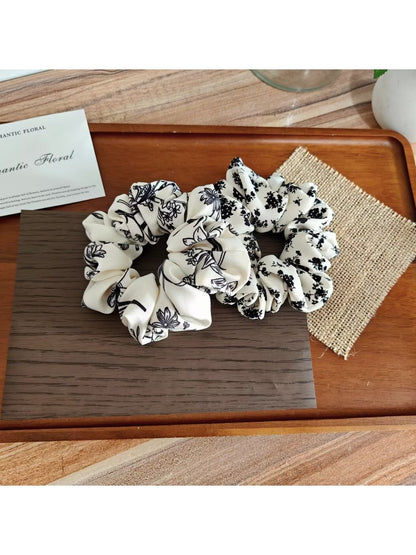 Gifty - Flower Print Polyester Elastic Hair Scrunchie