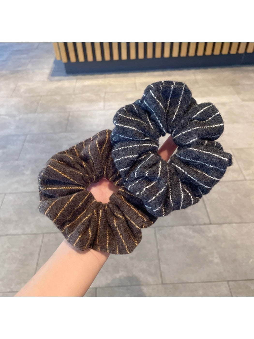 Gifty - Color Blocked Twill Scrunchie