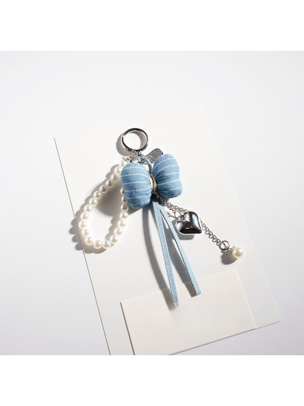 Keypus - Charming Bow Shaped Beaded Keychain