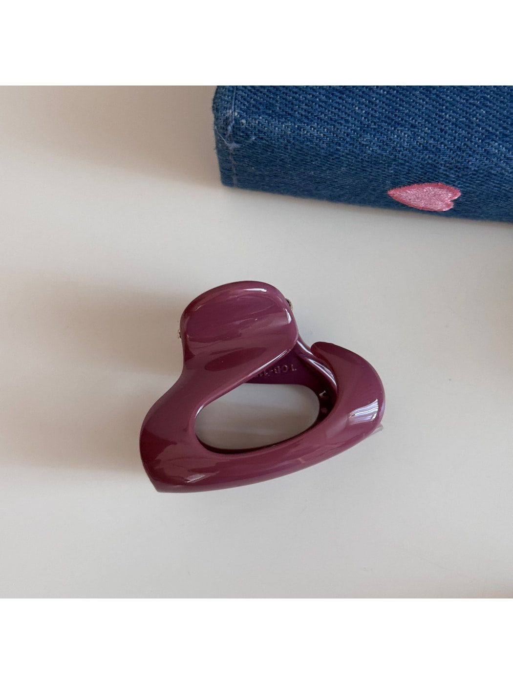 Beau - Glossy Irregular Open Design Hair Claw Clip