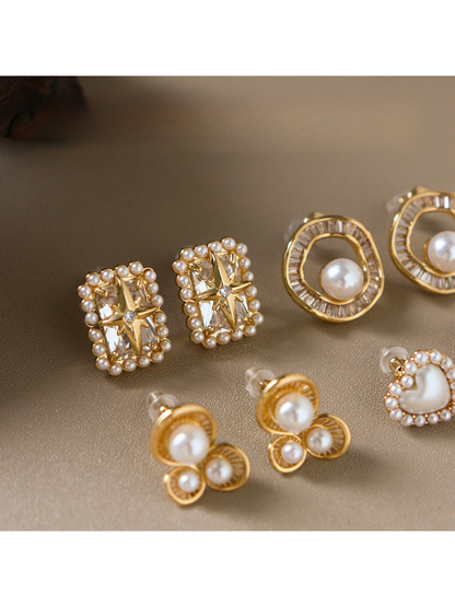 Earedge - Heart Detail Plated Fashion Stud Earrings