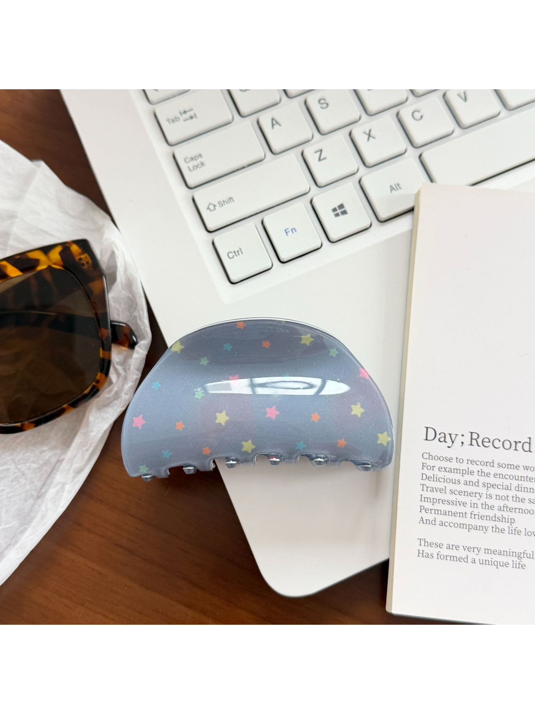 Beau - Star Pattern Glossy Acetate Claw Clip