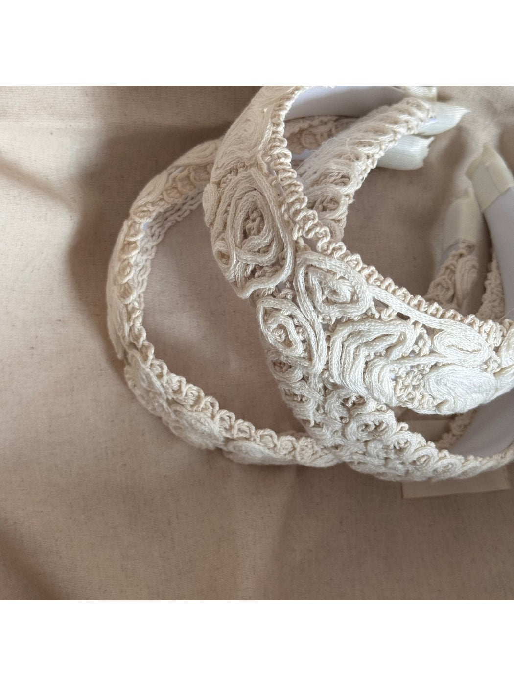Gifty - Wide Floral and Irregular Texture Headband